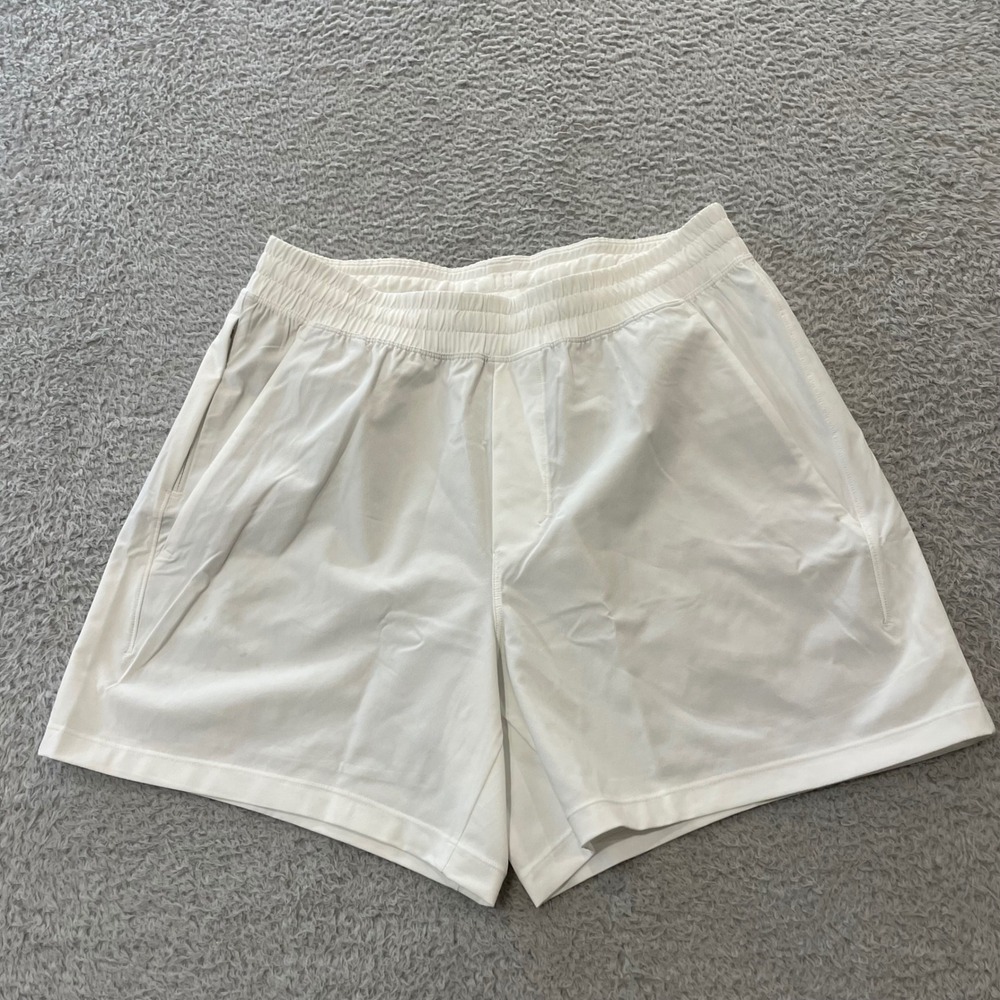 Lululemon Pace Breaker Shorts Mens Medium White 4.5" Inseam Unlined Drawstring
